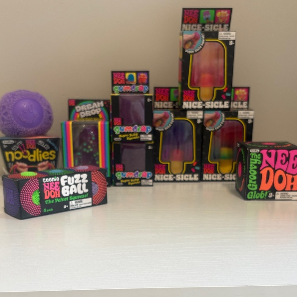 Needoh dream drop,Gum drop(2) Nicesicle(3) Noodlies,mini velvet 3 packGroovyGlob